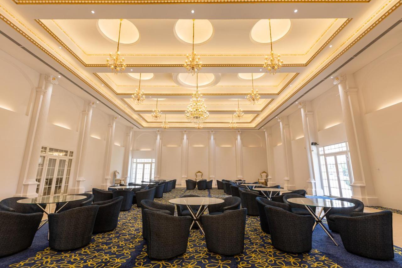 The Grand Monarch Hotel, Ujjain Luaran gambar