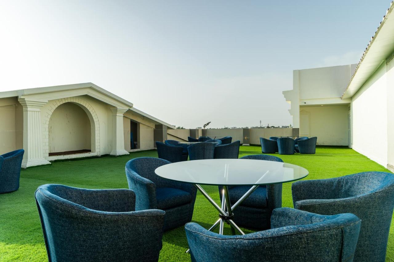 The Grand Monarch Hotel, Ujjain Luaran gambar